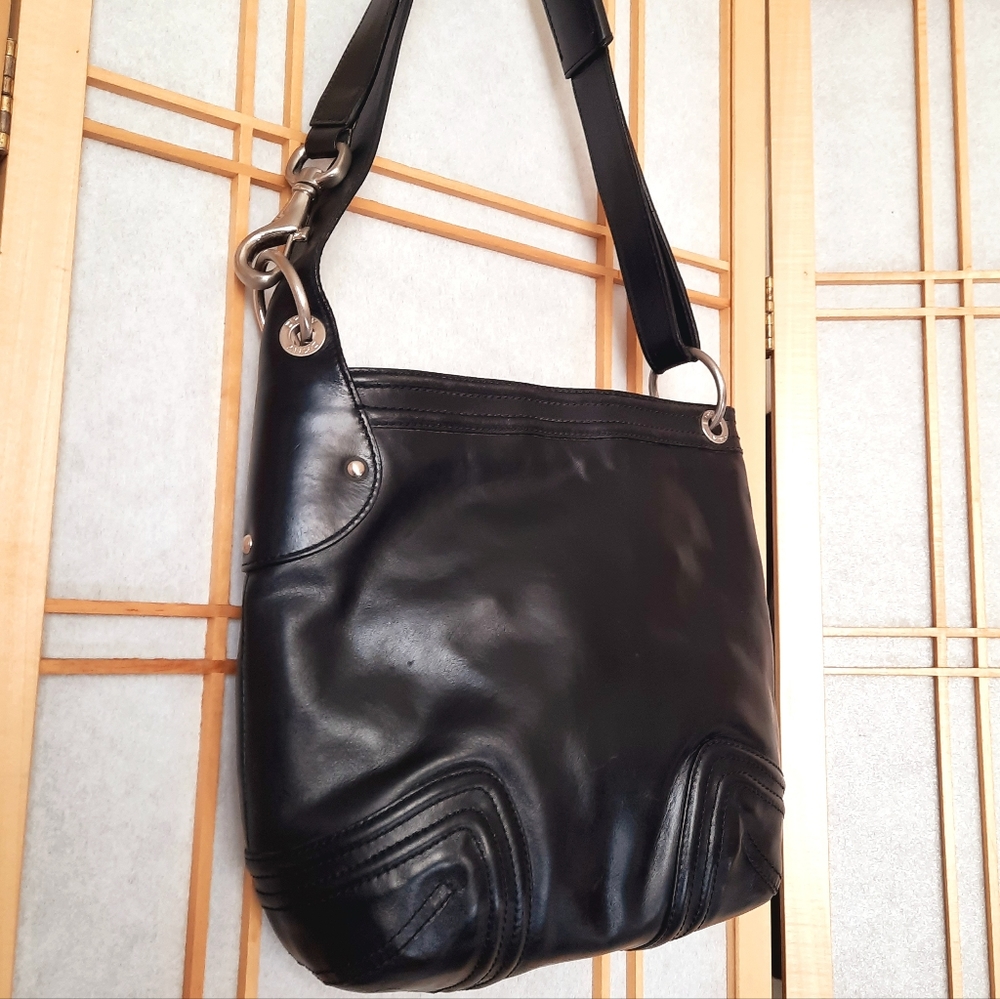Y2K DKNY Convertible Black Leather Shoulder Bag